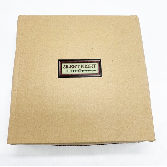 Clearance Peace Love Joy Christmas Tree Decor Plate w Stand - Picture 7 of 9